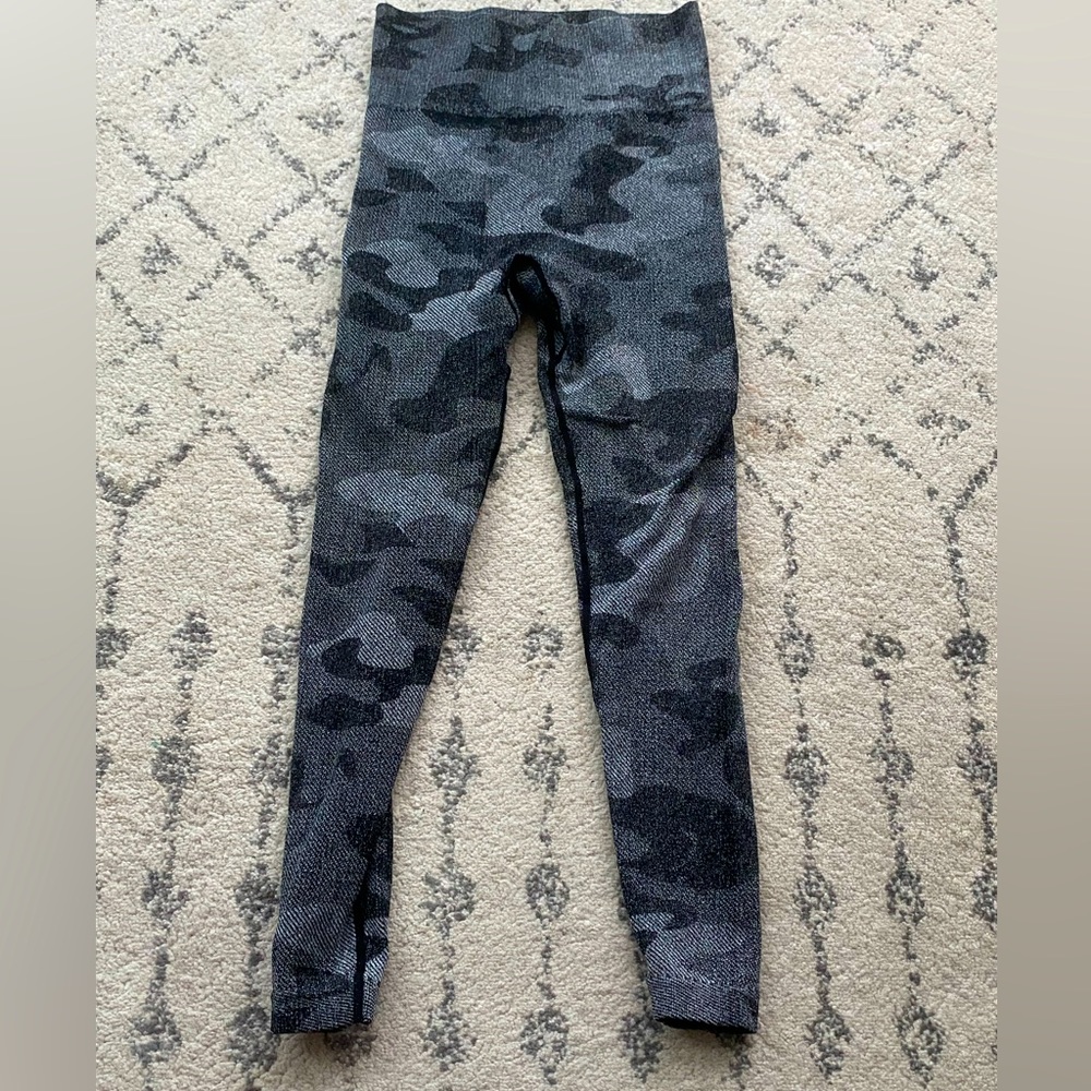 SHEIN camp leggings
